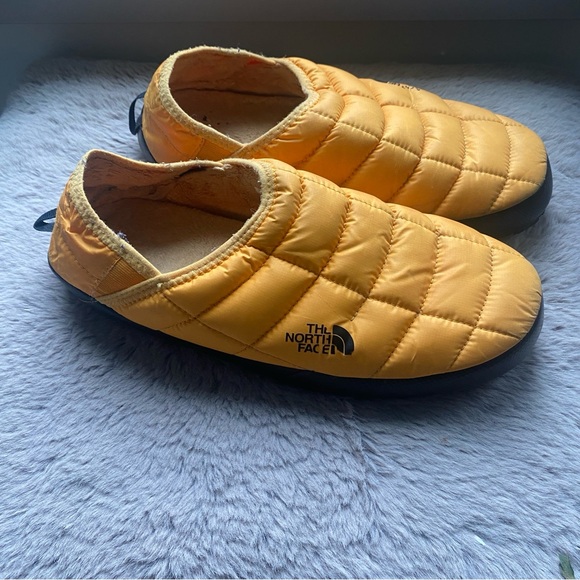 The North Face Men’s THERMOBALL™ Traction Mules - Picture 3 of 8